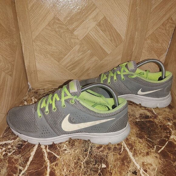 Nike women's Flex Experience RN running shoes sneaker gray size 8.5.   090 - Picture 5 of 12
